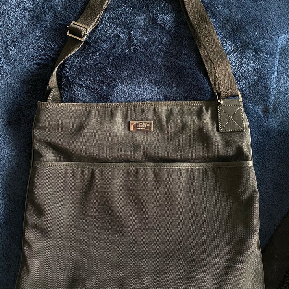 Gucci messenger Bag - black